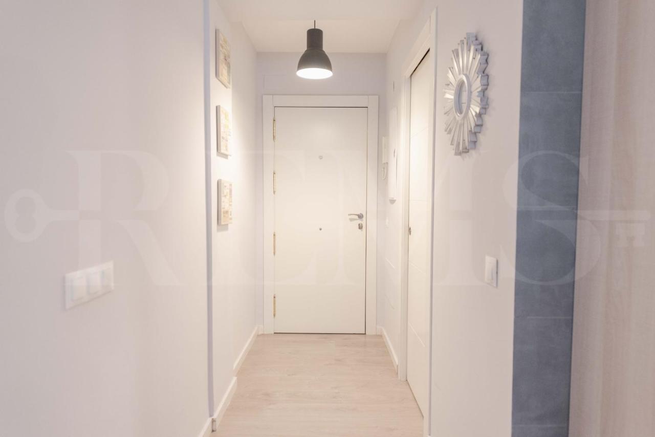 Appartamento Cosy Flat With Private Balcony - Historic Center By Rems *